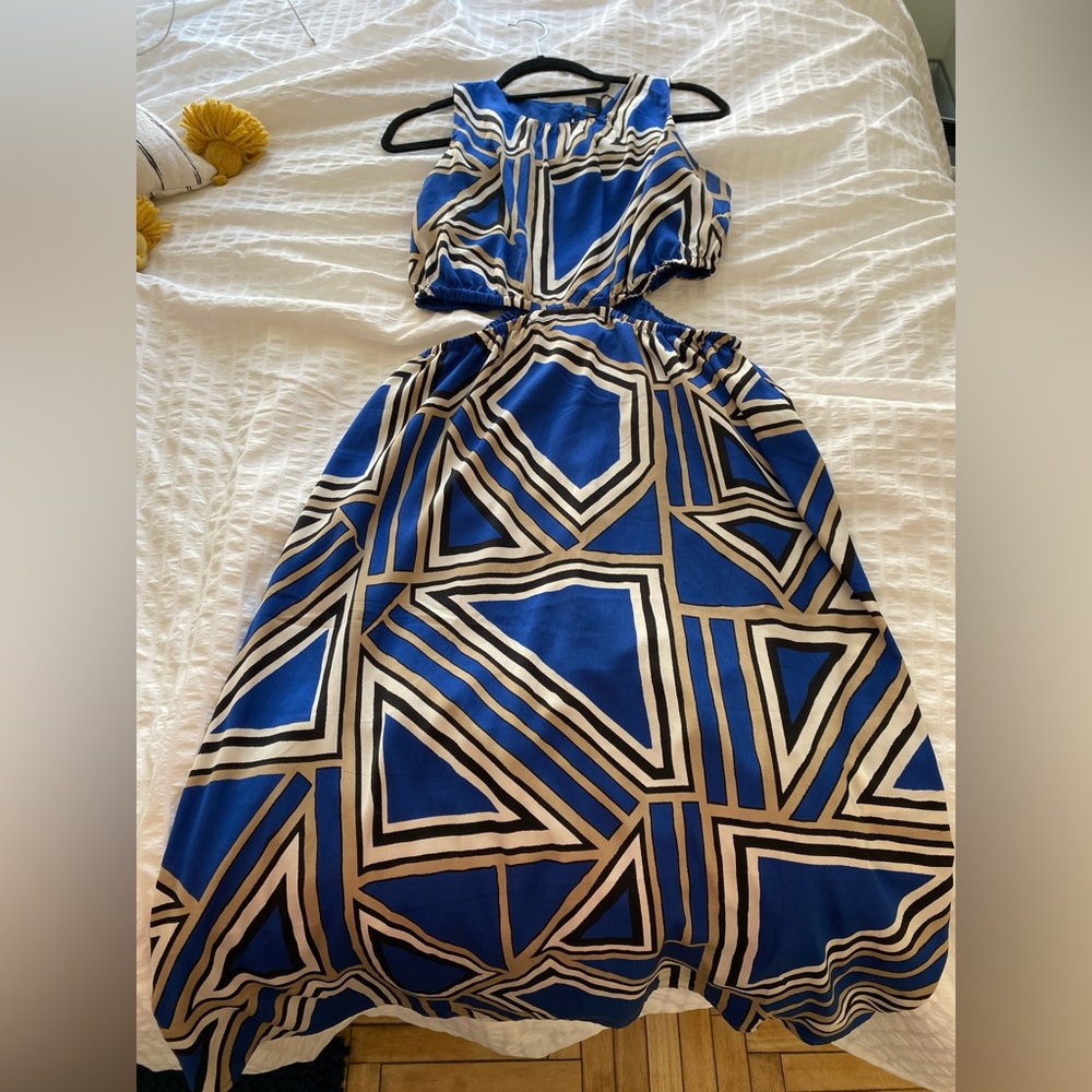 Never worn, Banana Republic Factory Cutout Midi Dress, Blue patterned